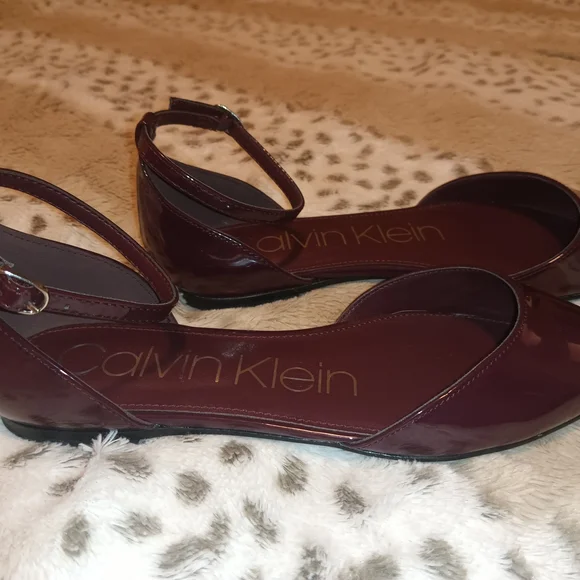 Calvin Klein Women's Plum Chocolate Leather Shoes - Picture 5 of 8